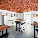 To.Sta Bwithoutb Home Sharing Nel Centro Di Torino